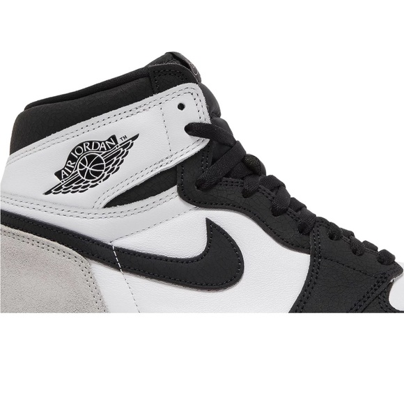 Air Jordan 1 Retro High OG 'Stage Haze', size 6.5Y - Picture 3 of 10